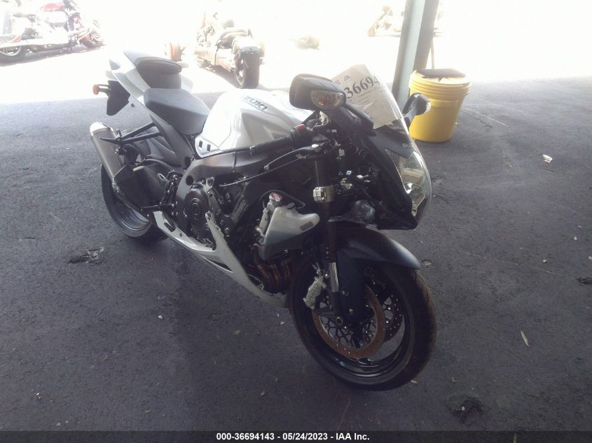 2023 SUZUKI GSX-R600 - JS1GN7FA6P7100561