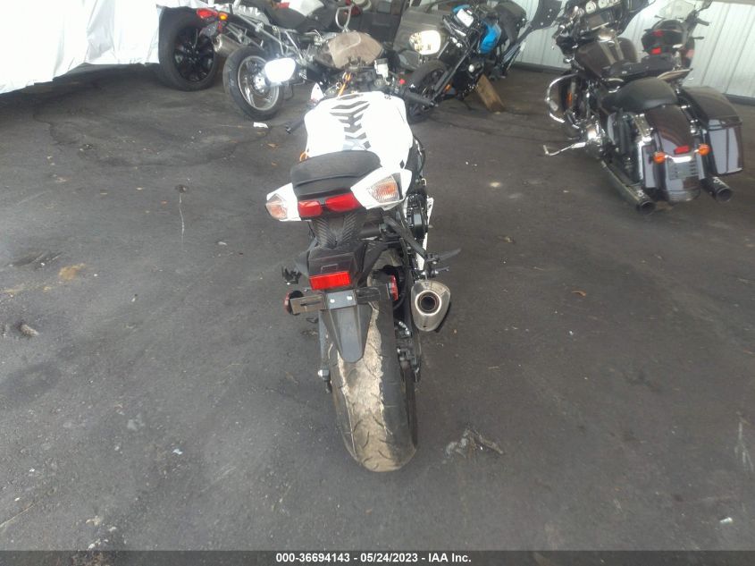 2023 SUZUKI GSX-R600 - JS1GN7FA6P7100561