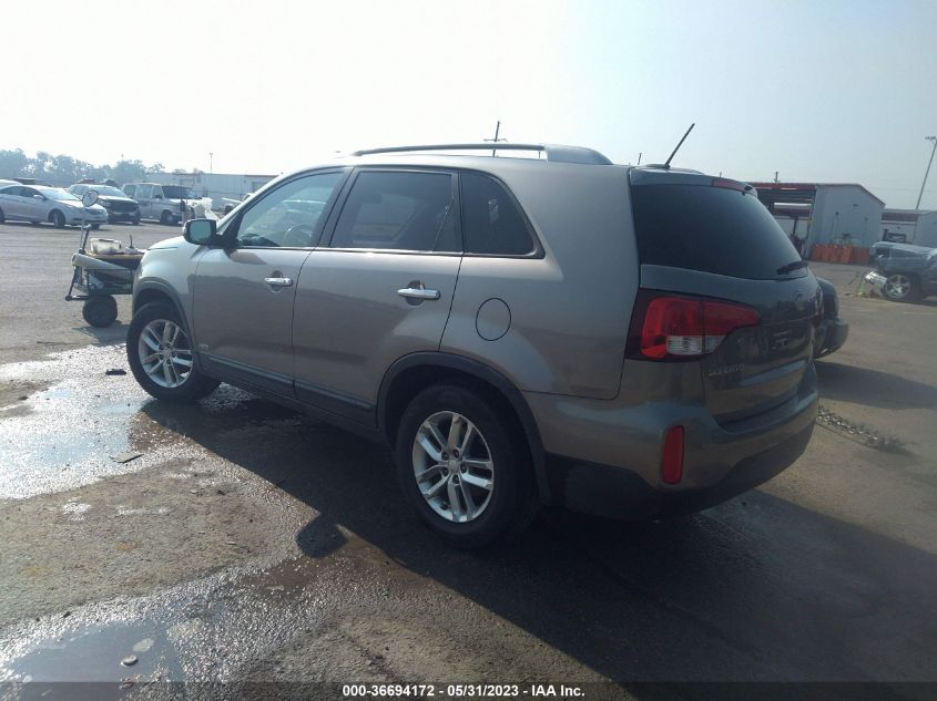 2014 KIA SORENTO LX - 5XYKTCA69EG439283