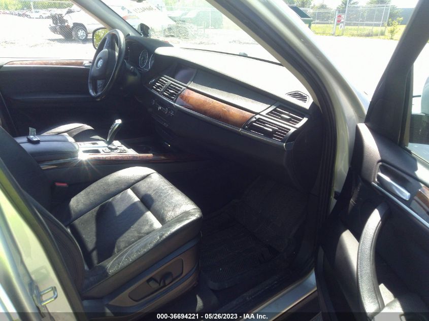 2013 BMW X5 XDRIVE35I - 5UXZV4C58D0G55165