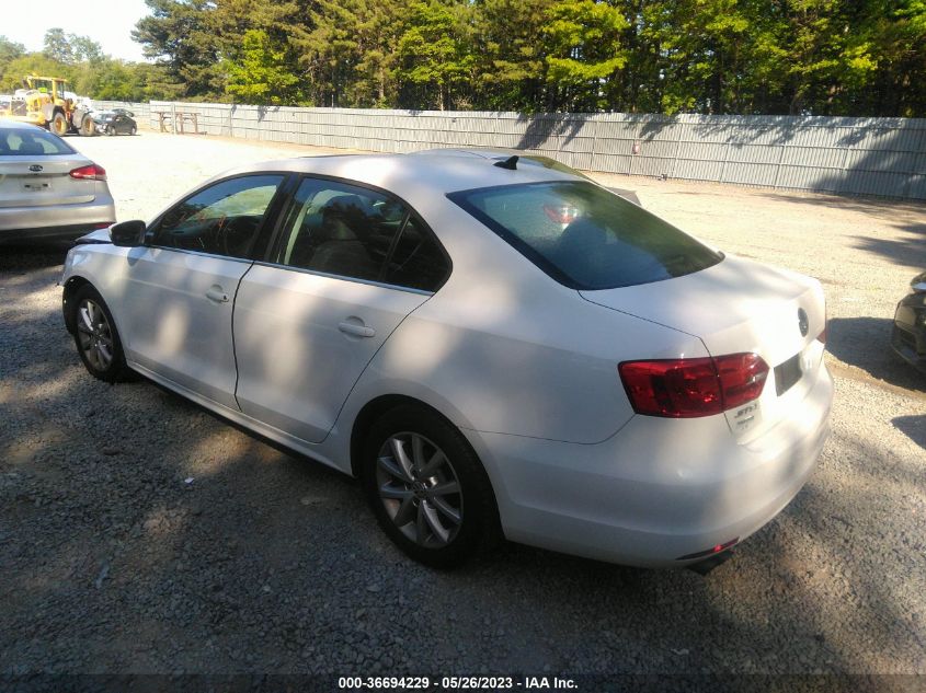 2013 VOLKSWAGEN JETTA SEDAN SE W/CONVENIENCE/SUNROOF - 3VWDP7AJ8DM449892
