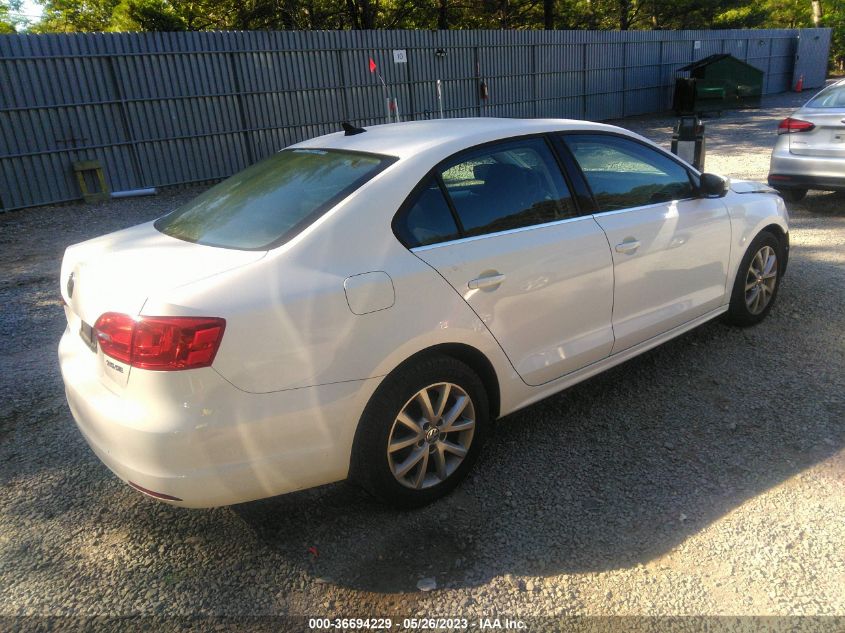 2013 VOLKSWAGEN JETTA SEDAN SE W/CONVENIENCE/SUNROOF - 3VWDP7AJ8DM449892