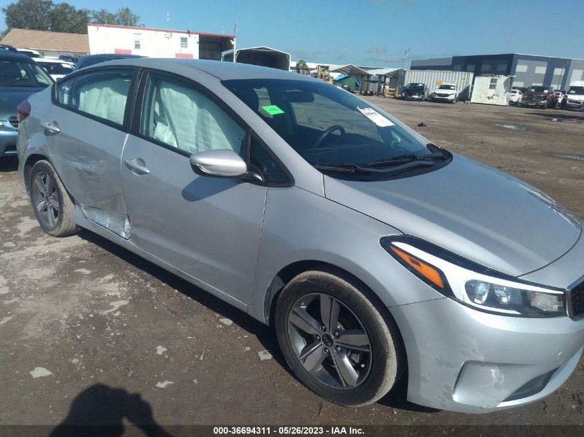 2018 KIA FORTE LX - 3KPFL4A76JE188617