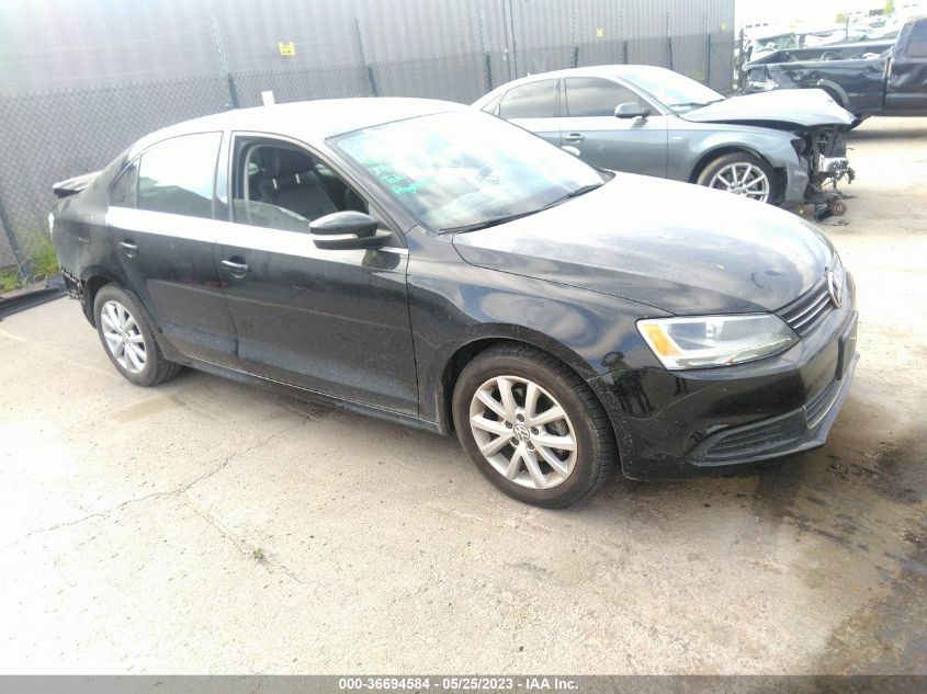 2014 VOLKSWAGEN JETTA SEDAN SE - 3VWD17AJ3EM442299