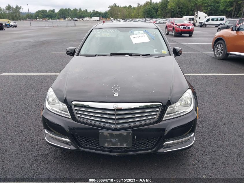 2013 MERCEDES-BENZ C 300 LUXURY 4MATIC/SPORT 4MATIC WDDGF8ABXDR251059