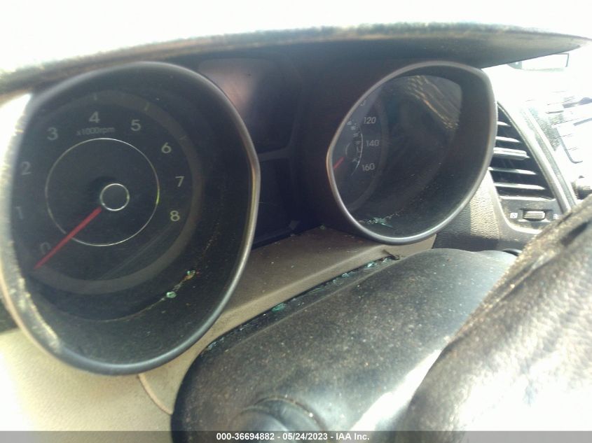 2014 HYUNDAI ELANTRA SE - 5NPDH4AE3EH458878