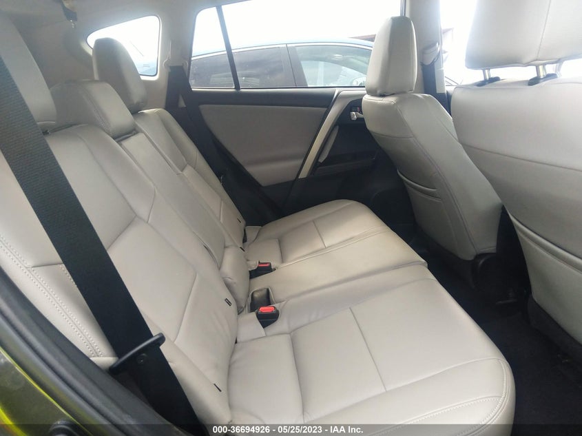 VIN 2T3WFREV8HW395327 2017 TOYOTA RAV4 XLE