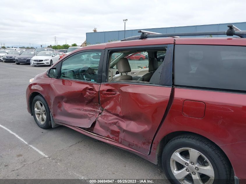 5TDKZ3DC0HS828014 2017 TOYOTA SIENNA, photo no. 6