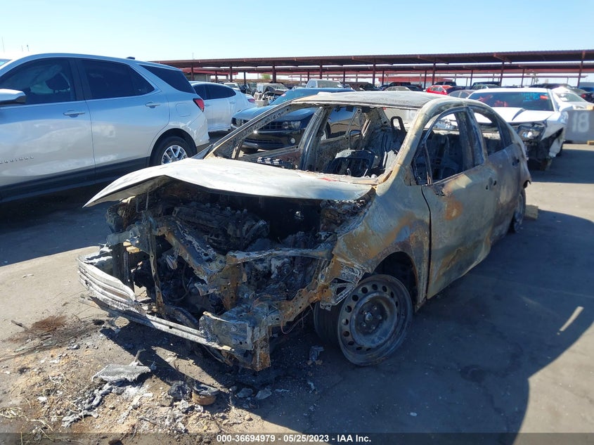 VIN 5YFEPMAE2MP215278 2021 TOYOTA COROLLA LE