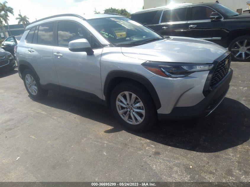 2022 TOYOTA COROLLA CROSS LE - 7MUCAAAG4NV036473