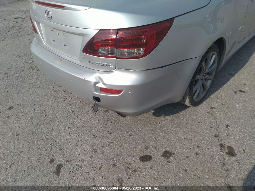 2015 LEXUS IS 250C JTHFF2C21F2532239