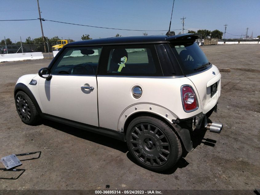 2013 MINI COOPER HARDTOP S - WMWSV3C52DT390992