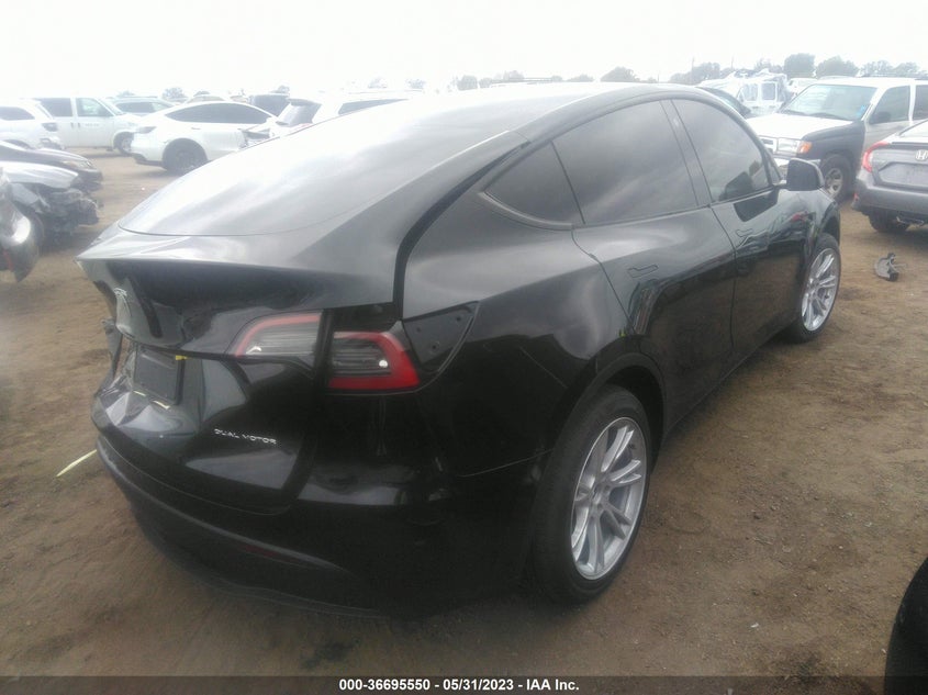 VIN 7SAYGDEE4PA089304 2023 TESLA MODEL Y LONG RANGE