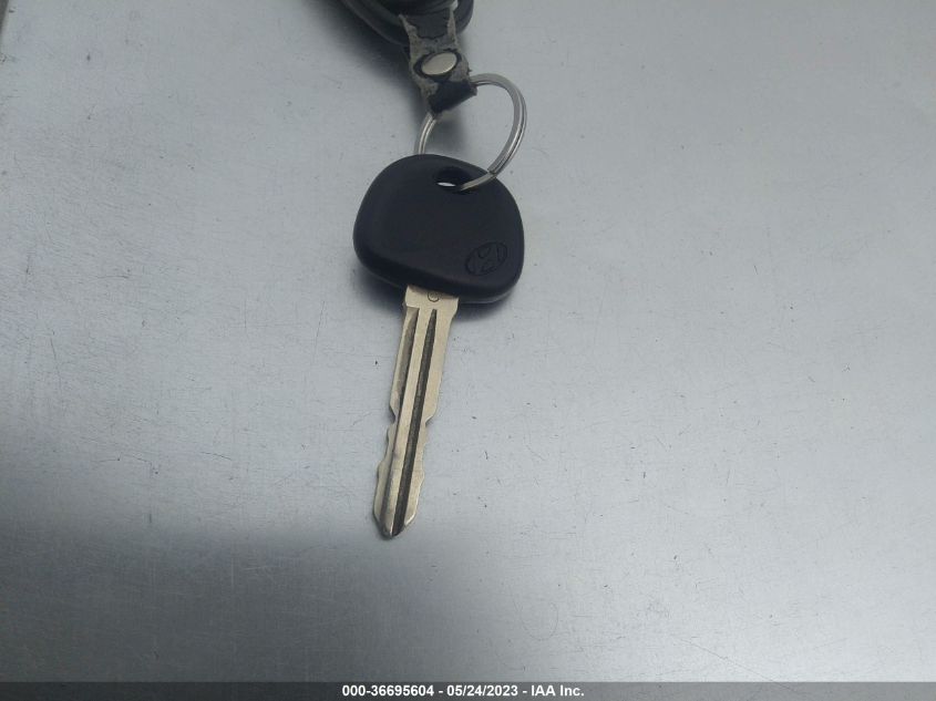2017 HYUNDAI ELANTRA SE - KMHD74LF9HU415595