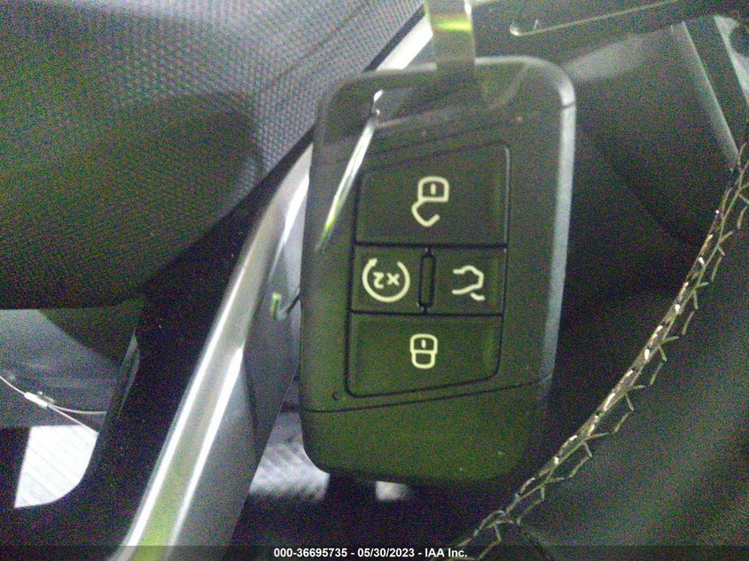VIN: 3VV3B7AX6NM041735 2022 VOLKSWAGEN TIGUAN SE