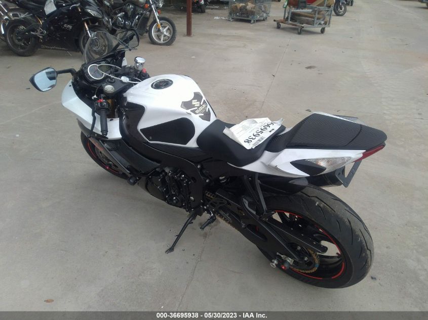 2019 SUZUKI GSX-R750 - JS1GR7MA2K7100685