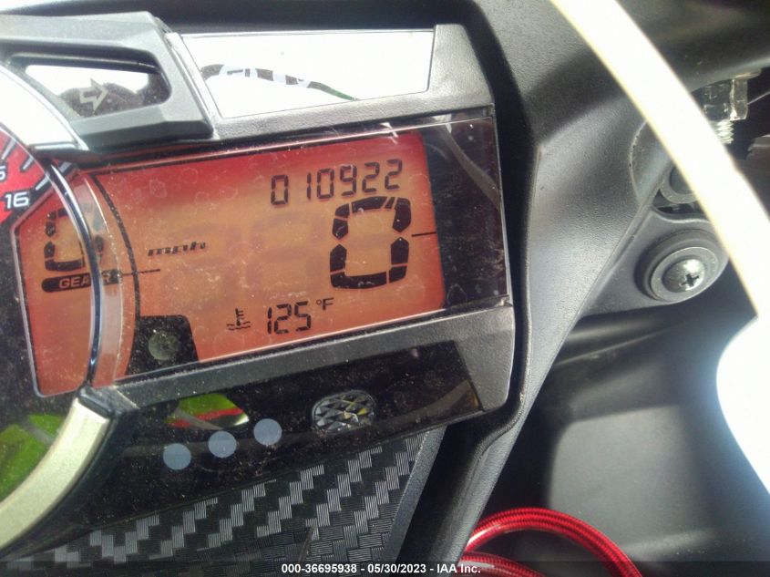 2019 SUZUKI GSX-R750 - JS1GR7MA2K7100685