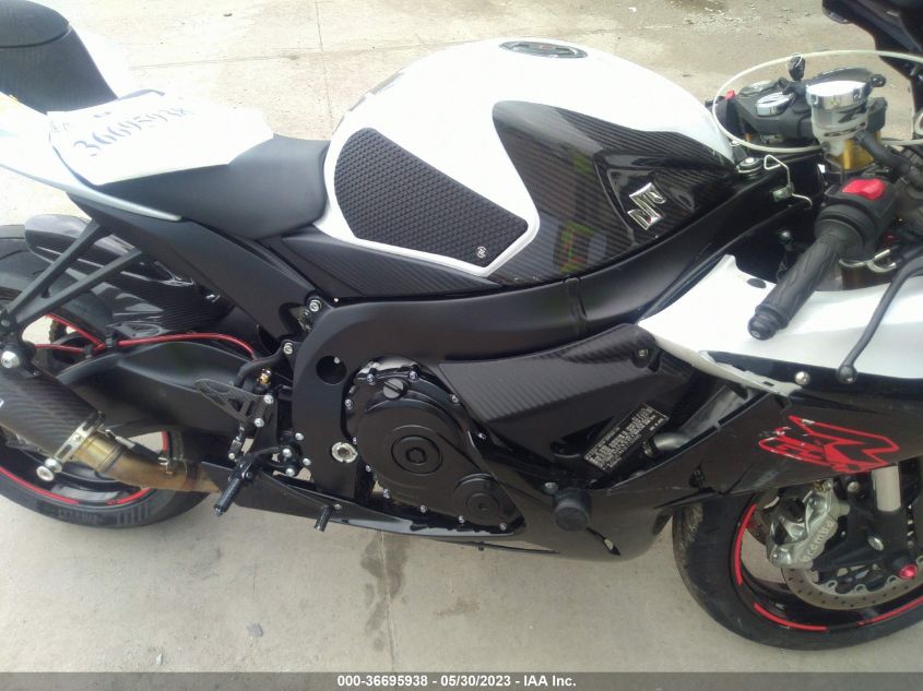 2019 SUZUKI GSX-R750 - JS1GR7MA2K7100685