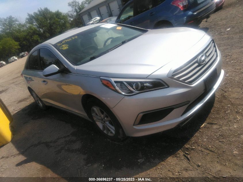 2016 HYUNDAI SONATA 2.4L SE - 5NPE24AF9GH361489