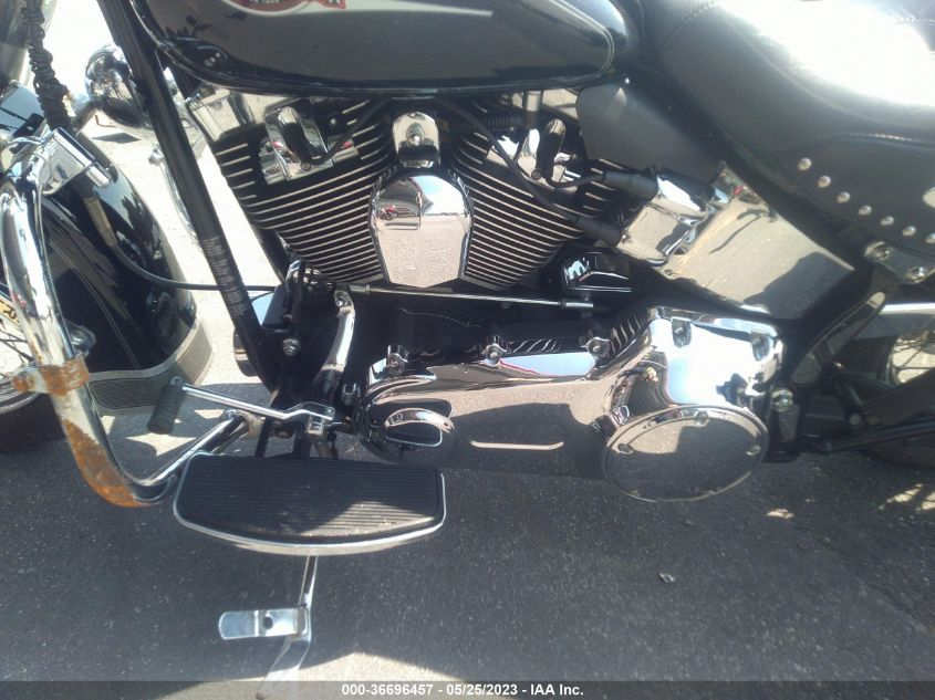 2007 HARLEY-DAVIDSON FLSTC - 1HD1BW5117Y061256
