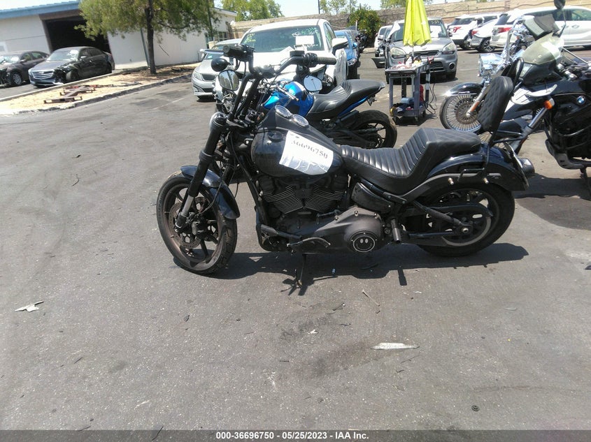 VIN 1HD1YWK29MB063511 2021 HARLEY-DAVIDSON FXLRS