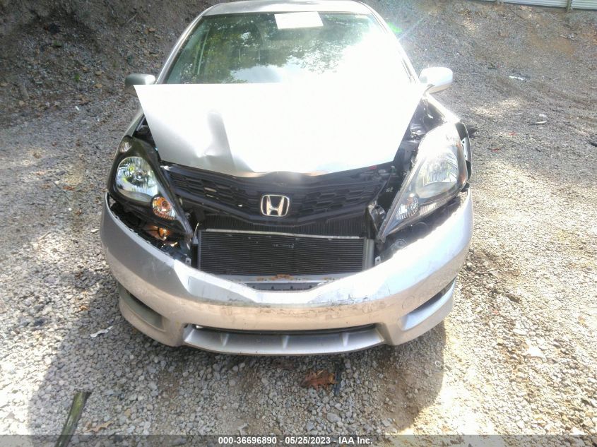 2013 HONDA FIT SPORT - JHMGE8H52DC069970