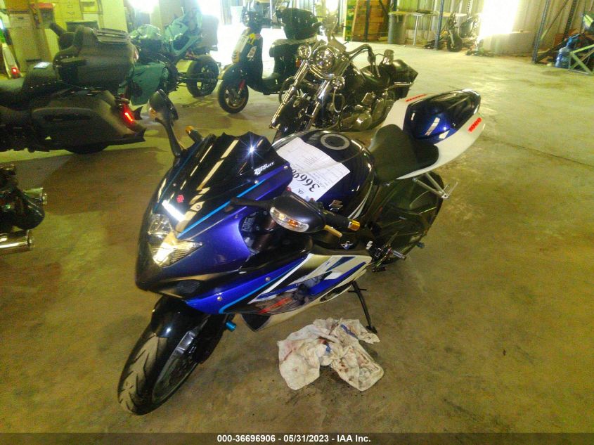 2006 SUZUKI GSX-R1000 - JS1GT76A762101591
