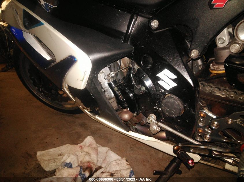 2006 SUZUKI GSX-R1000 - JS1GT76A762101591