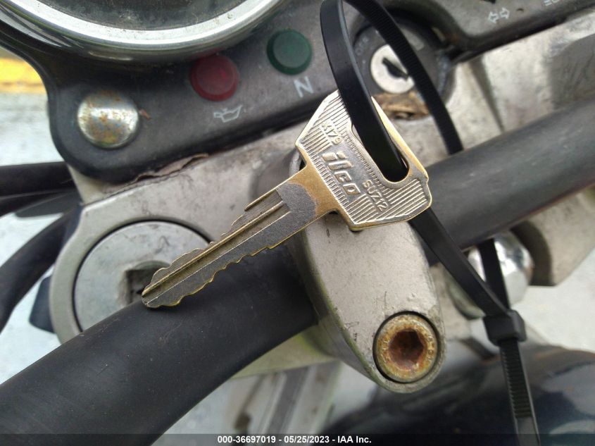 2001 SUZUKI GS500 - JS1GM51A312100505