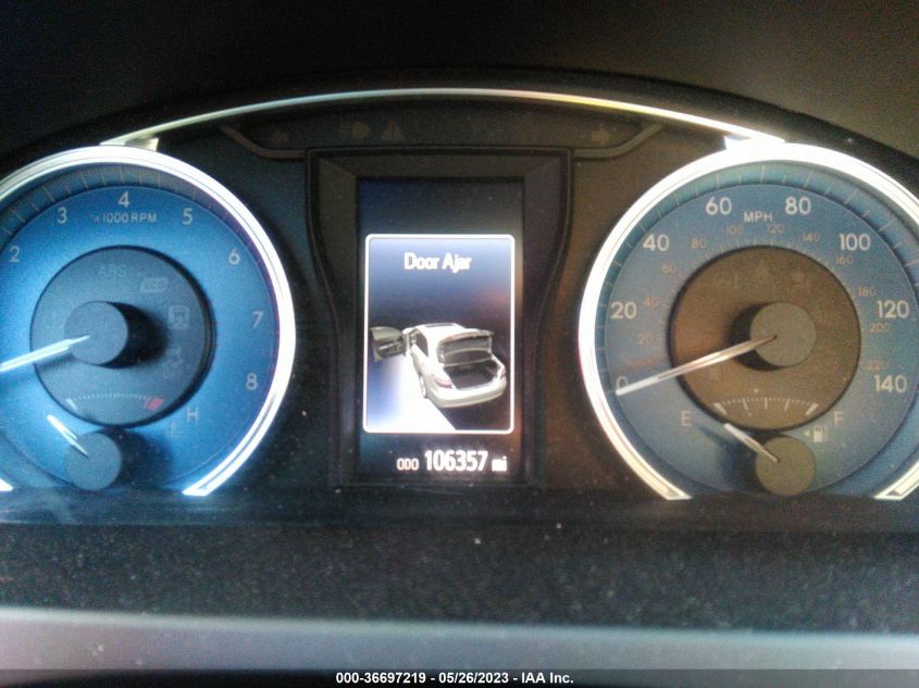 2016 TOYOTA CAMRY XLE/SE/LE/XSE - 4T4BF1FK5GR544925