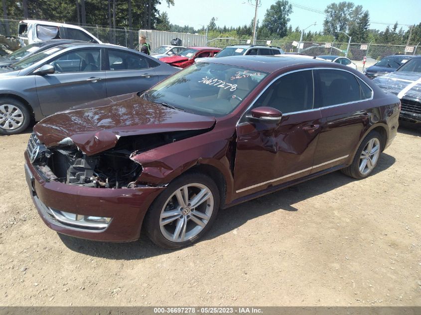 2014 VOLKSWAGEN PASSAT TDI SE W/SUNROOF & NAV - 1VWBN7A3XEC002689