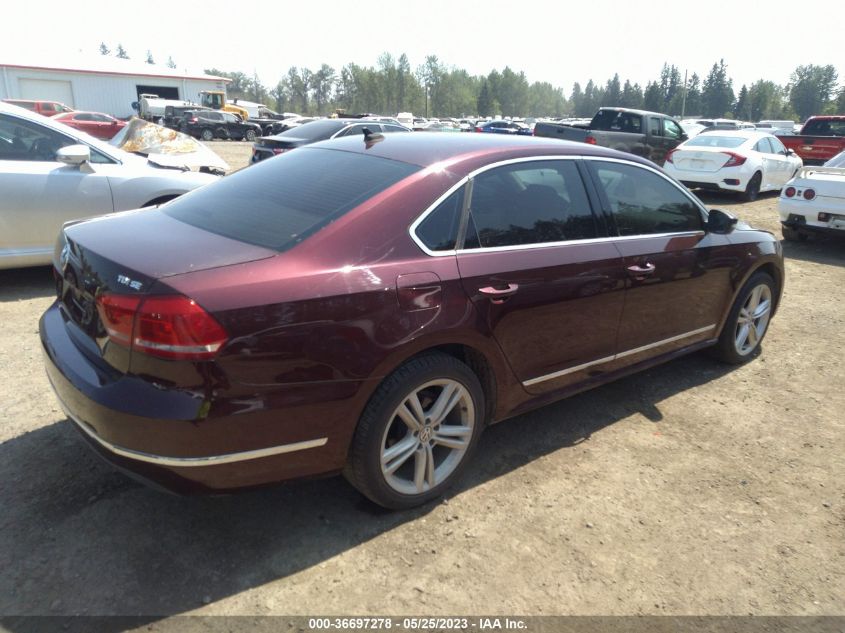 2014 VOLKSWAGEN PASSAT TDI SE W/SUNROOF & NAV - 1VWBN7A3XEC002689