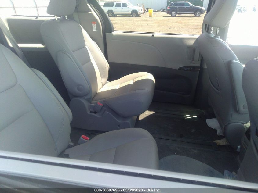 2020 TOYOTA SIENNA XLE - 5TDDZ3DC7LS243920