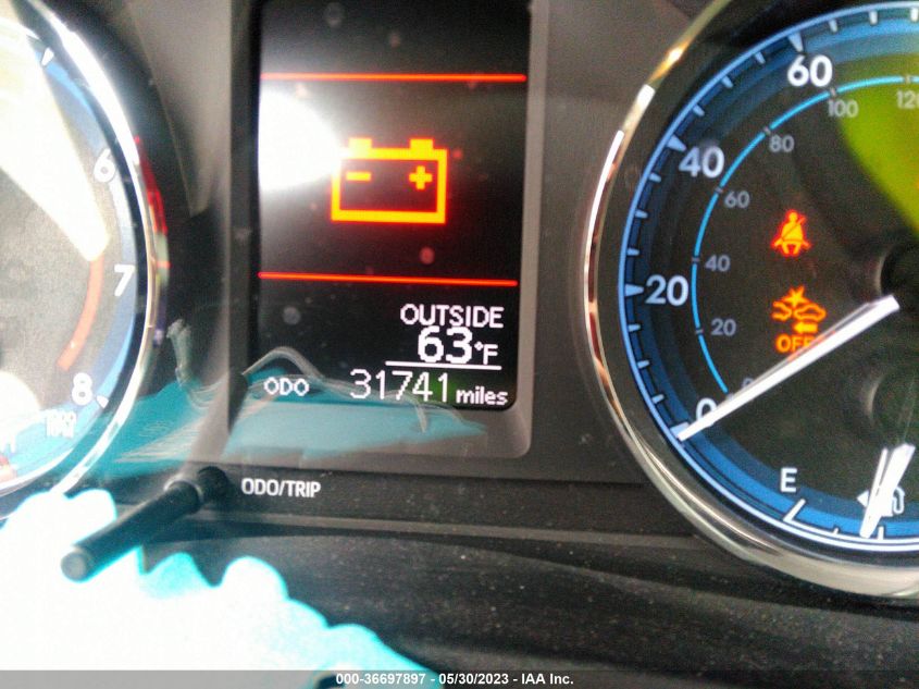 2019 TOYOTA COROLLA L/LE/SE/XLE/XSE - 2T1BURHEXKC157111