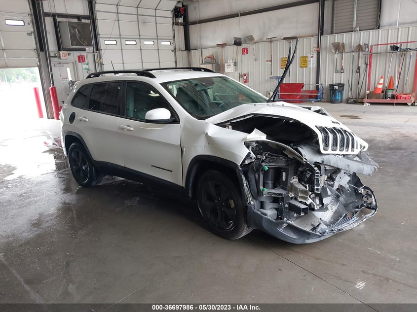 VIN 1C4PJMCX9JD529744 2018 JEEP CHEROKEE LATITUDE