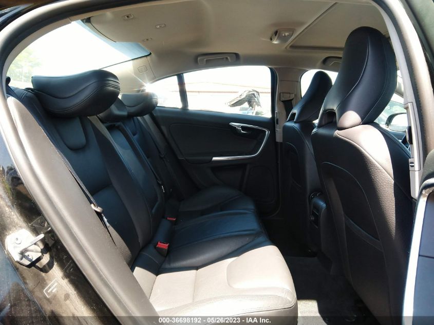 2014 VOLVO S60 T5 - YV1612FS7E2275138