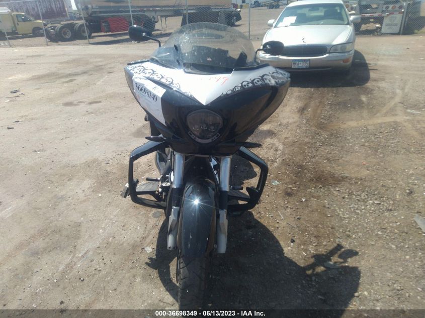 2010 VICTORY MOTORCYCLES CROSS COUNTRY - 5VPDB36DXA3004856
