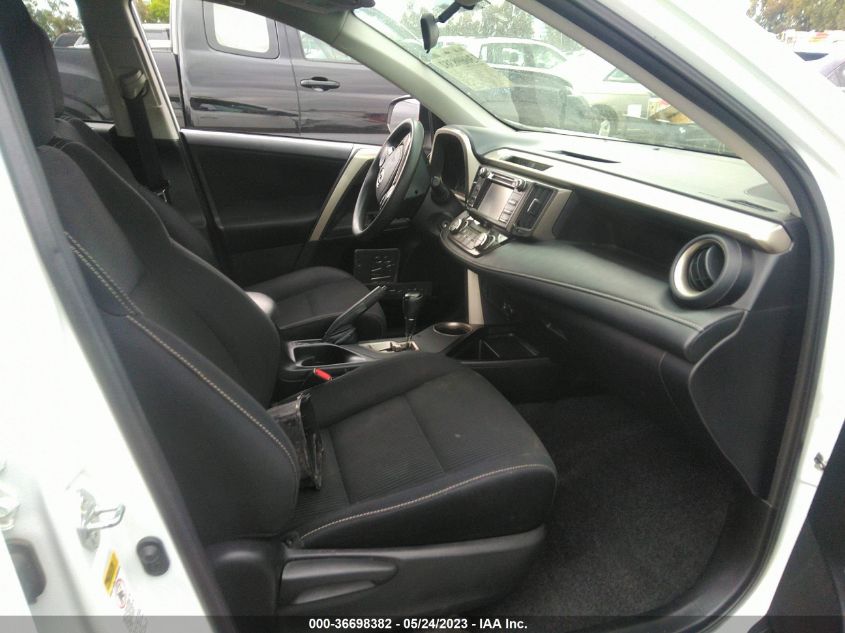 2015 TOYOTA RAV4 XLE - 2T3WFREV2FW139567