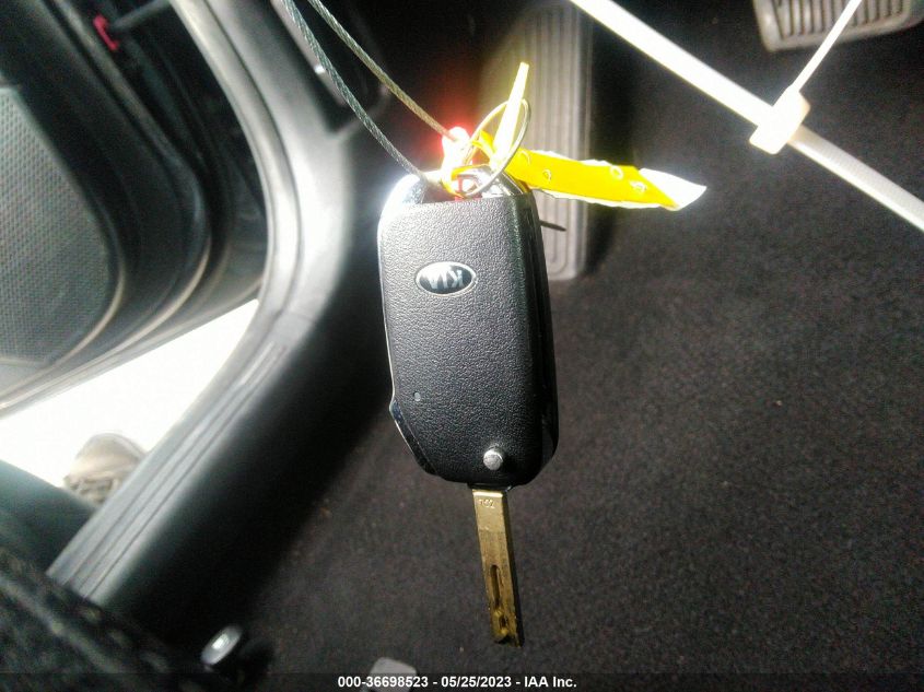 2021 KIA SOUL S - KNDJ23AU3M7756582
