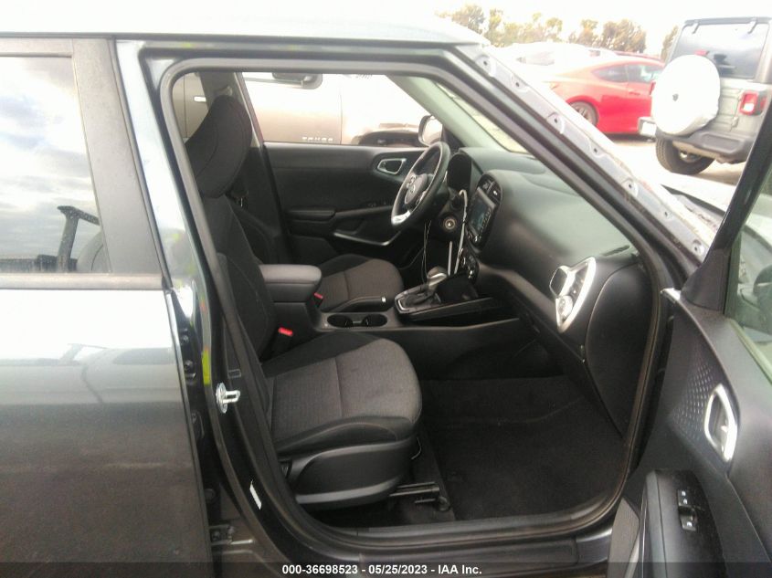 2021 KIA SOUL S - KNDJ23AU3M7756582