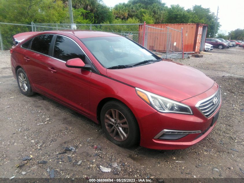 2015 HYUNDAI SONATA 2.4L SE - 5NPE24AF7FH208107