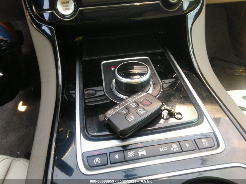 2017 JAGUAR XE 35T PREMIUM - SAJAD4BV4HA961541