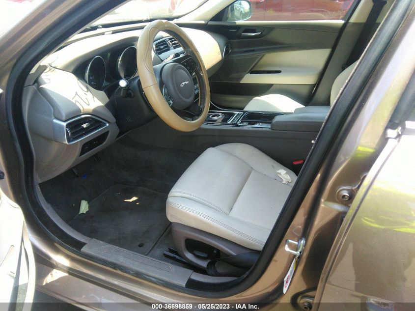 2017 JAGUAR XE 35T PREMIUM - SAJAD4BV4HA961541