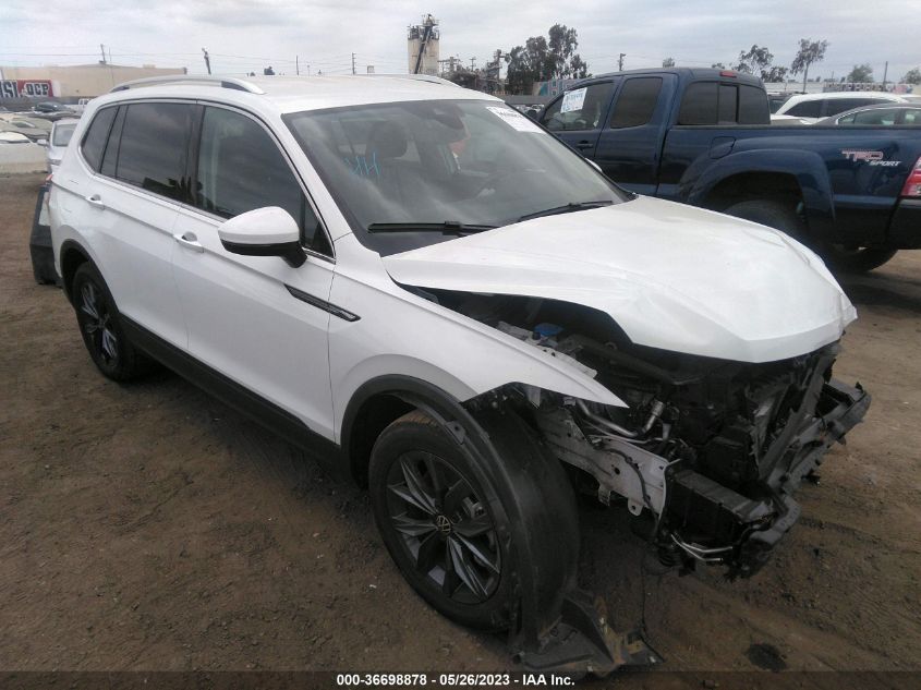 2022 VOLKSWAGEN TIGUAN SE - 3VV3B7AX3NM035889