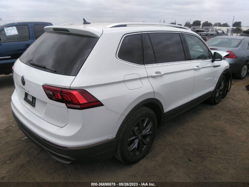 2022 VOLKSWAGEN TIGUAN SE - 3VV3B7AX3NM035889