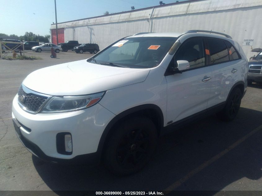 2015 KIA SORENTO LX - 5XYKTCA66FG561360