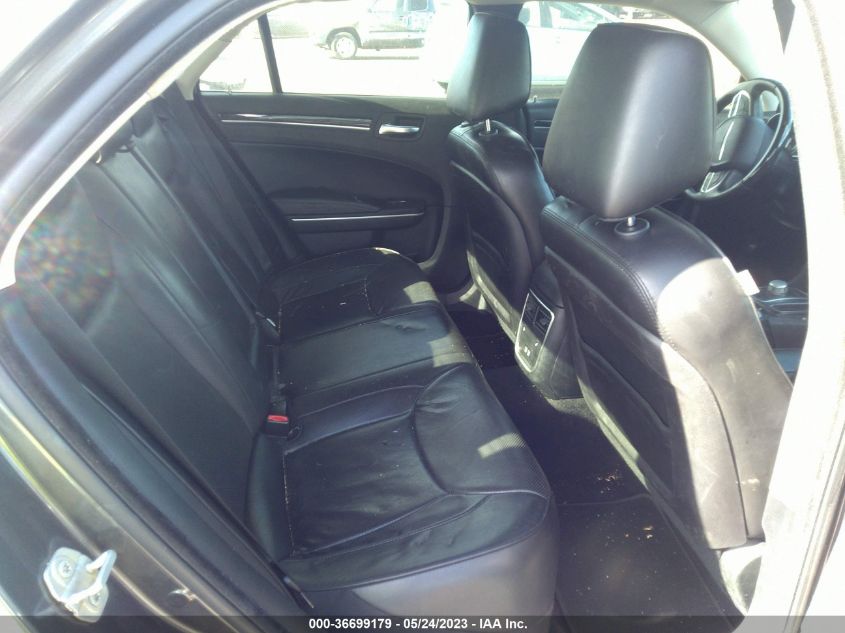 2019 CHRYSLER 300 LIMITED - 2C3CCAEG1KH536653