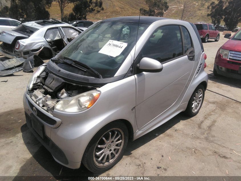 2013 SMART FORTWO PURE/PASSION WMEEJ3BA9DK620836