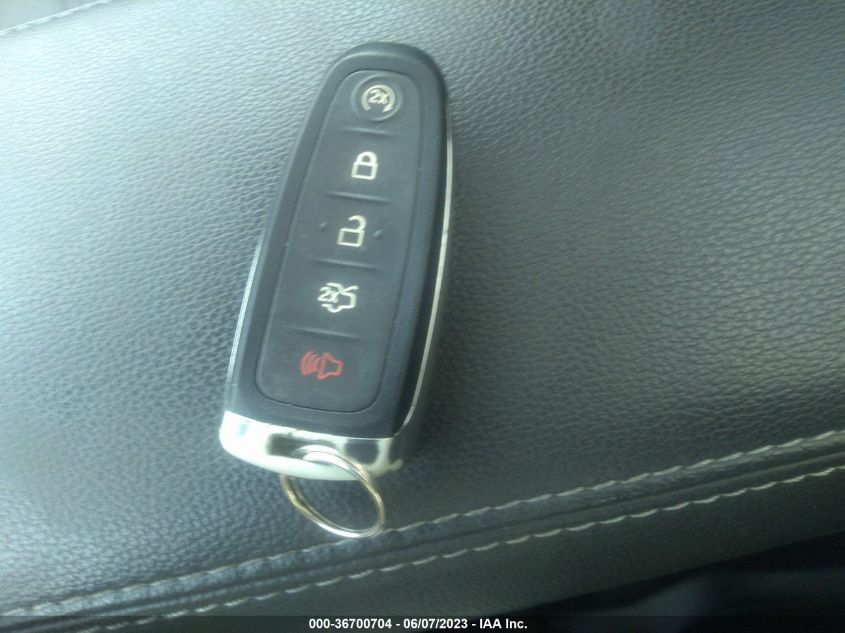 2017 FORD ESCAPE TITANIUM - 1FMCU9J96HUE26262