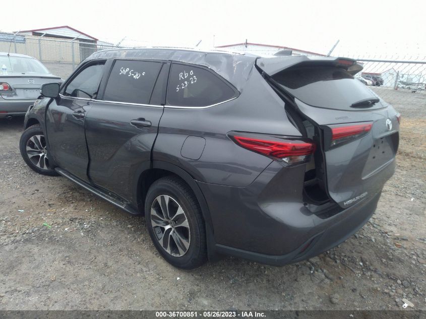 2021 TOYOTA HIGHLANDER XLE - 5TDHZRBH6MS551164